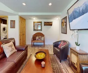 Photo 5 - Park Avenue 236