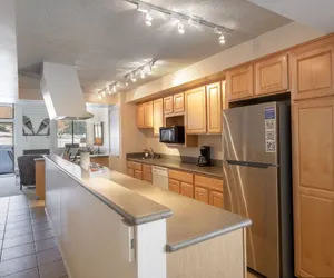 Photo 5 - Park Avenue 251