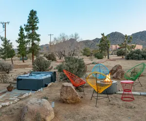 Photo 3 - Rocky Ridge Retreat - Hot Tub, Fire Pit & BBQ!