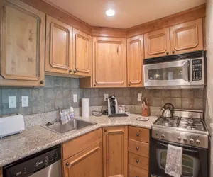 Photo 4 - Villa 2015 1 Bed 1 Bath Full Kitchen