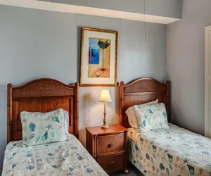 Photo 3 - Majestic Sun Two-Bedroom Apartment