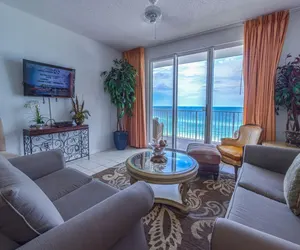 Photo 2 - Majestic Sun Two-Bedroom Apartment
