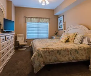 Photo 3 - Majestic Sun Apartment