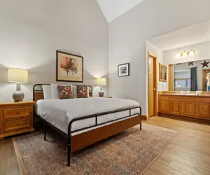 Photo 3 - Cimarron Lodge 31