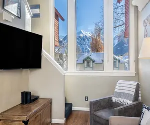 Photo 3 - Cornet Creek 102