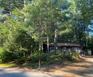 Photo 2 - ALPINE VILLAGE GETAWAY LIMIT 8