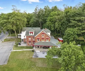 Photo 3 - HAMILTON HOUSE-LIMIT 30