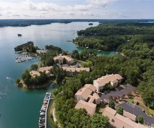 Photo 2 - Lake side Keowee Condo w/ Amenities, 12 m Clemson