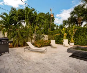 Photo 2 - MIAMI VIBE, SLEEK, ELEGANT,  POOL with Spa, 4 BD, 2 BATH, CLOSE TO BEACH 1631 NE 59PL.