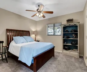 Photo 5 - Beautiful 3 BD 2.5 Bath - Pool with Spa, Pet OK, 1 Mile to Beach Perfect Florida Vacation!