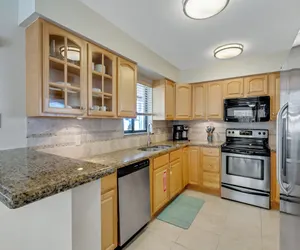 Photo 3 - Sunrise Casita, Pool with Spa, 3 BR 2.5 Bath, Pet OK,  1 Mile to Beach