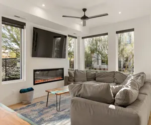 Photo 3 - Good Vibes Vacation Home