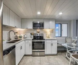 Photo 4 - Pinnacle Port A502