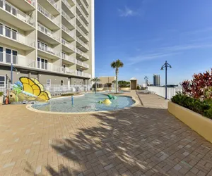 Photo 5 - Laketown Wharf 412