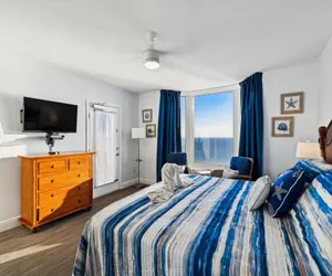 Photo 3 - Emerald Beach 1830
