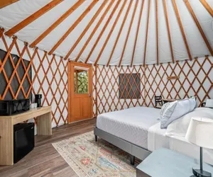 Photo 4 - OT 3515L Texas Yurt Haus Longhorn