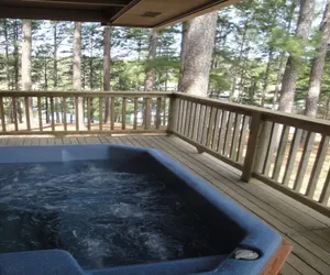 Photo 2 - Mountain Harbor  Lodge cottage on Lake Ouachita.