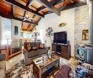 Photo 2 - Mammoth Estates #140