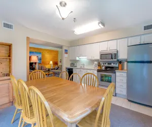 Photo 5 - Seven Springs Stoneridge 3 Bedroom Deluxe Condo, Pet Friendly!
