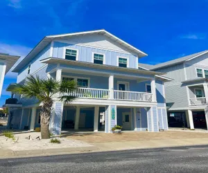 Photo 2 - Emerald Coast Cottage