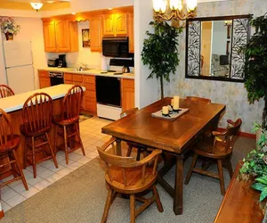Photo 3 - Seven Springs 2 Bedroom Deluxe Condo, Near Swimming Pool!