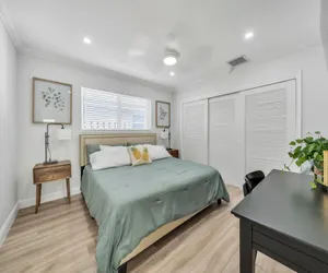 Photo 5 - Luxury Waterfront Home Minutes from the Beach