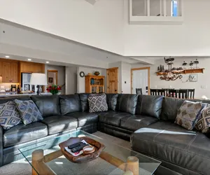 Photo 4 - Queen Esther at Deer Valley Resort - Four Bedroom Condo with Hot Tub #2447