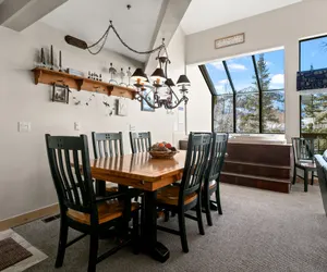 Photo 5 - Queen Esther at Deer Valley Resort - Four Bedroom Condo with Hot Tub #2447