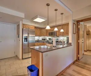 Photo 3 - Mountain Plaza 2 Bedroom Condo #320/322