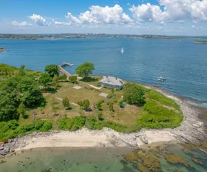 Photo 4 - Luxurious Island Escape