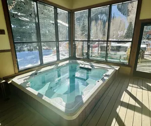 Photo 4 - Telluride Lodge 526