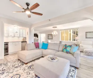 Photo 2 - Sand Key South Beach Condo 601