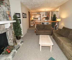 Photo 4 - Seven Springs 2 BR Deluxe Condo with Mountain Views