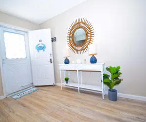 Photo 3 - Bay Vista 102