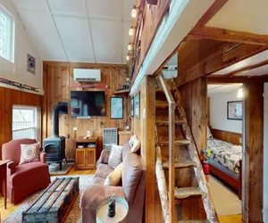 Photo 3 - Pond View Cabin