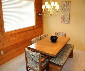 Photo 4 - Seven Springs Sunridge 3 BR Condo, Pet Friendly!