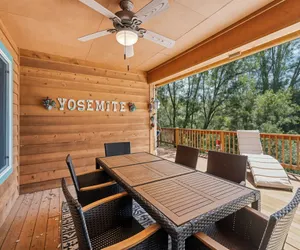 Photo 3 - The Nut House - Lovely Home with Hot Tub