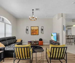 Photo 5 - Blue Oasis - Saltwater Pool, Dock, Dog-Friendly