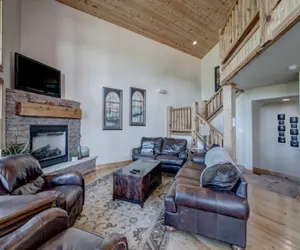 Photo 3 - Holy Terror 3 BR Chalet at Terry Peak with Outdoor Hot Tub - Sleeps 16