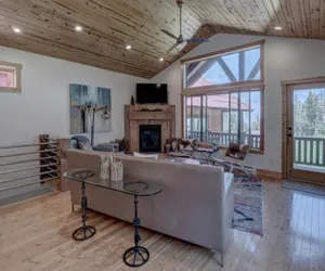 Photo 3 - Kussy 3 BR Chalet at Terry Peak with Outdoor Hot Tub - Sleeps 8