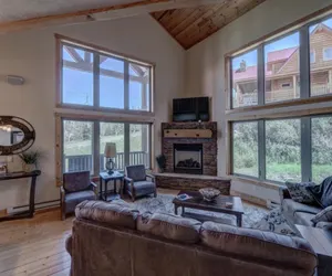 Photo 2 - Homesteak 3 BR Chalet at Terry Peak with Outdoor Hot Tub - Sleeps 14