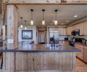 Photo 5 - Homesteak 3 BR Chalet at Terry Peak with Outdoor Hot Tub - Sleeps 14