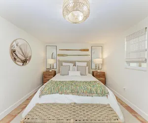 Photo 4 - Meant to Bee on AMI