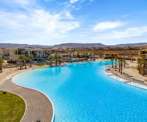 Photo 3 - Sun-Kissed at Desert Color
