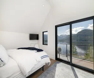 Photo 5 - Ski Shores: The Lodge