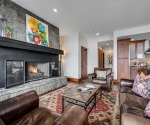 Photo 4 - Luxury 3 BR Residence-Ski-in/out in Bachelor Gulch