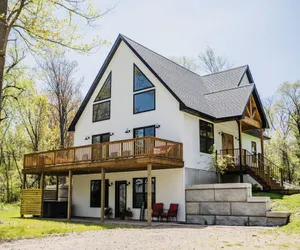 Photo 2 - Amazing Lake House With Beach Access