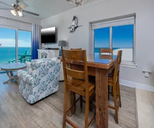 Photo 3 - Seawind 809