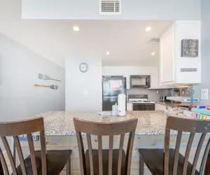 Photo 3 - Island Winds West 174