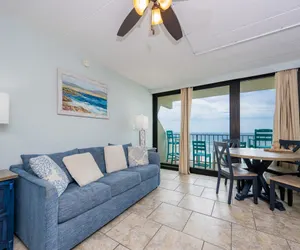 Photo 4 - Island Winds East 602